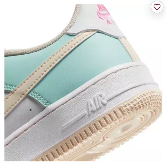 NWT NIKE Air Force 1 Jade Ice/White/Pink Spell/Guava, Big Kid's size 4.5 - Picture 3 of 4